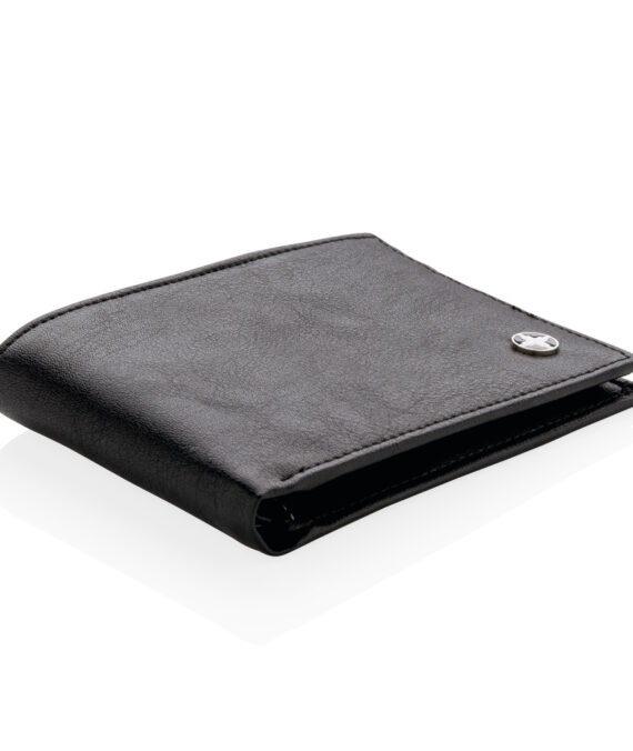 Swiss Peak RFID anti-skimming wallet
