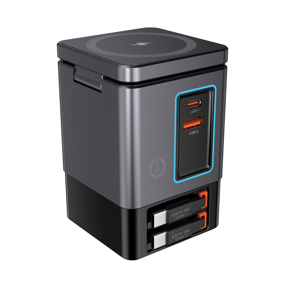 Urban Vitamin Urban Vitamin Sacramento 105W GAN charger+retractable cables