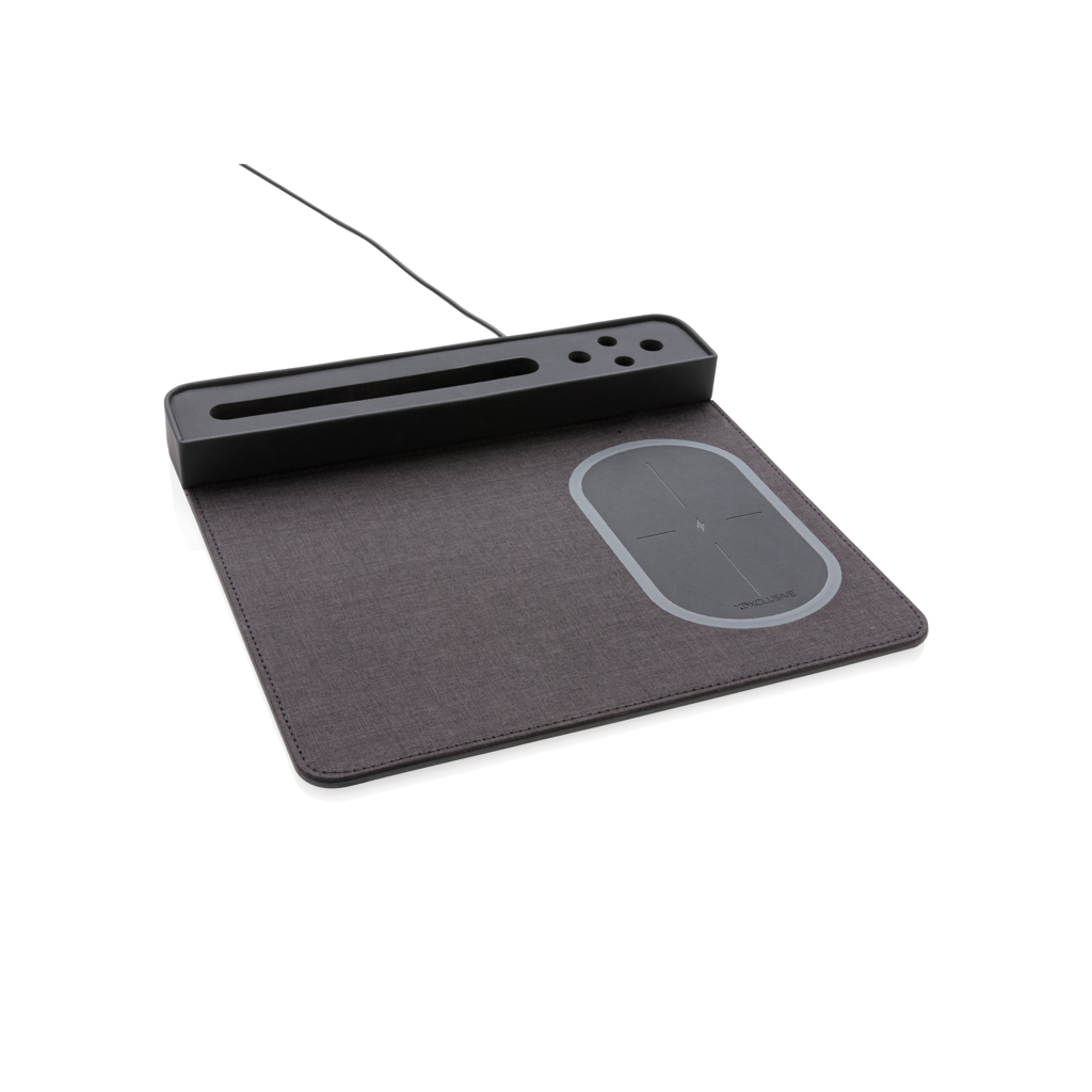 XD Xclusive Air mousepad with 5W wireless charging and USB