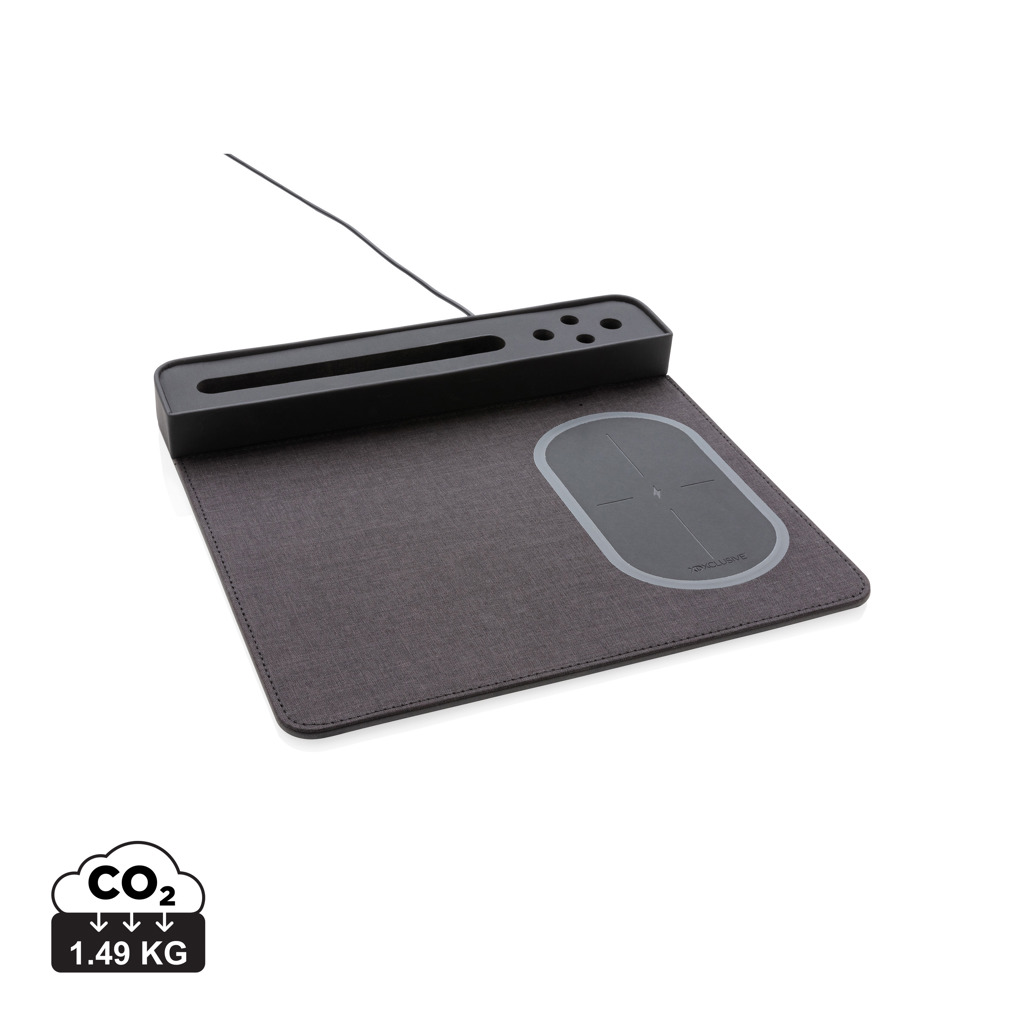 XD Xclusive Air mousepad with 5W wireless charging and USB
