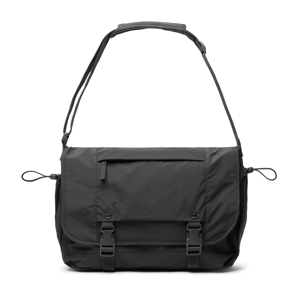 XD Xclusive KENTO URBAN RCS recycled nylon 15.6 inch Messenger