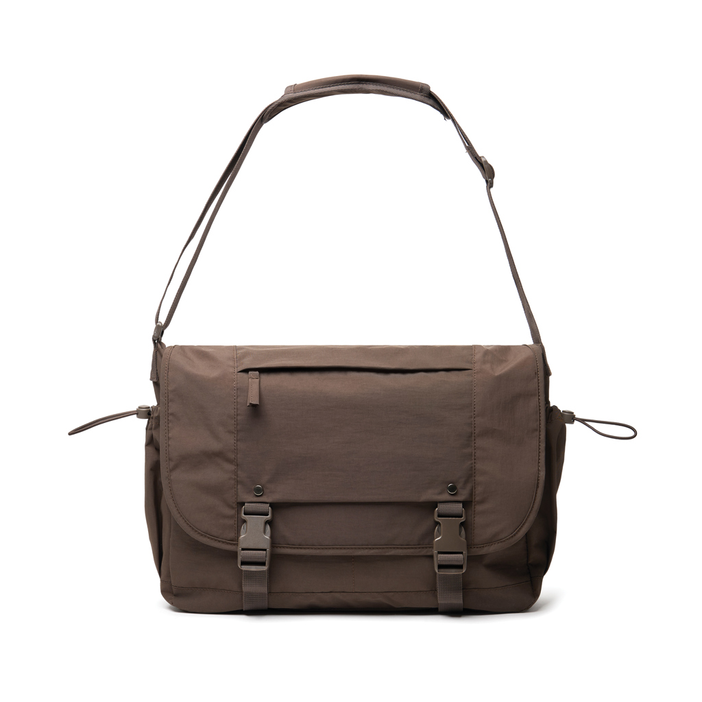 XD Xclusive KENTO URBAN RCS recycled nylon 15.6 inch Messenger